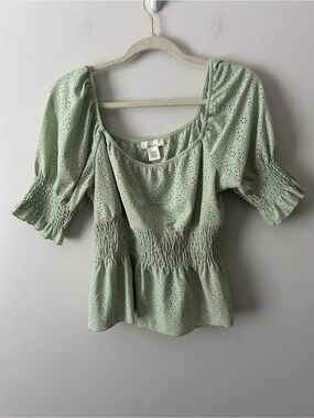 Urban Romantics Smocked Eyelet Peasant Top - Sage Green L